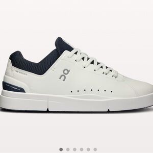 On Cloud The Roger Advantage Men's White / Navy Sneakers size 14